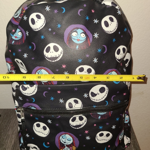 DISNEY TIM BURTON'S THE NIGHTMARE BEFORE CHRISTMAS JACK & SALLY LARGE BACKPACK - Picture 13 of 16